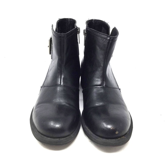 Kenneth Cole Women's  Booties Sz 7/38 Black - Picture 2 of 8